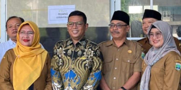 Gubernur Banten Minta Orang Tua Murid Tak Terpaku Sekolah Negeri