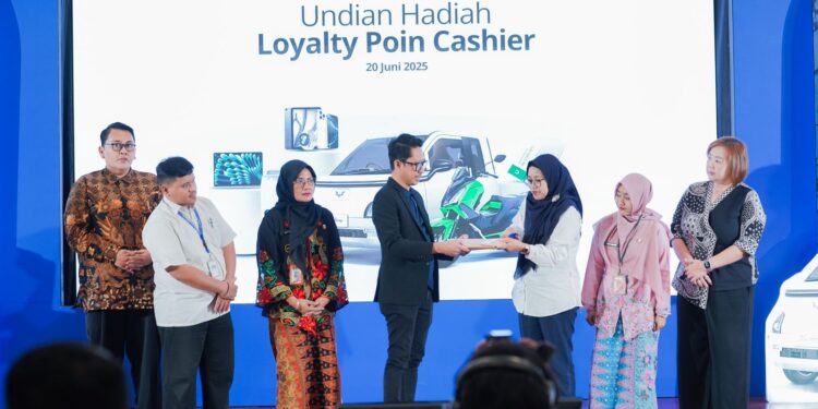 Program Loyalty Poin Cashier 2025, BRI Bagikan Hadiah Mobil Listrik hingga Jam Tangan Pintar bagi Merchant