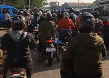 Gara-gara Ini, Jalan Martadinata Ciputat Terpantau Padat Merayap
