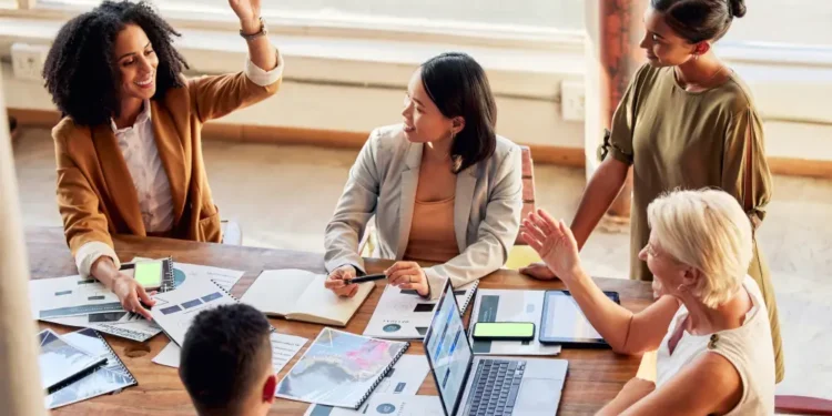 Menumbuhkan Etika dalam Hubungan Kerja dan Interaksi Sehari-hari