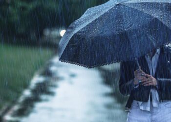 Sedia Jaket dan Payung, BMKG Prediksi Jakarta Diguyur Hujan Sepanjang Hari