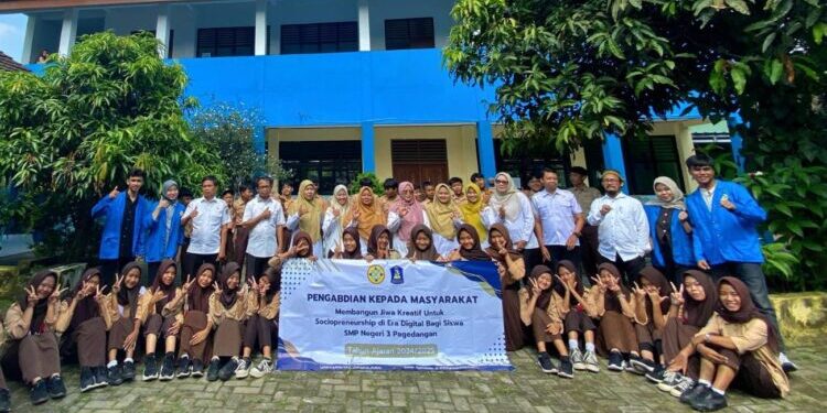 Dorong Jiwa Kreatif dan Sociopreneurship Remaja di Era Digital