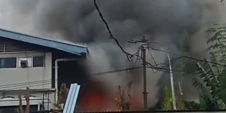 Pabrik Makanan Cepat Saji di Jaktim Terbakar, Kerugian Capai Rp4 Miliar