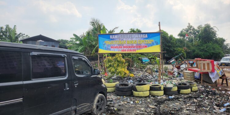 Penertiban Bangunan Bedeng di Roxy Ciputat Berjalan Tertib dan Kondusif