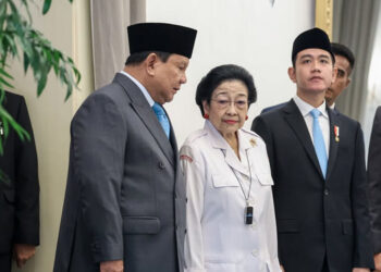Bertemu di Upacara Harlah Pancasila, Prabowo-Megawati Sempat Berbisik