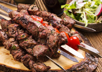 Makan Olahan Daging Kurban Tanpa Takut Kolesterol Tinggi? Ini Caranya!