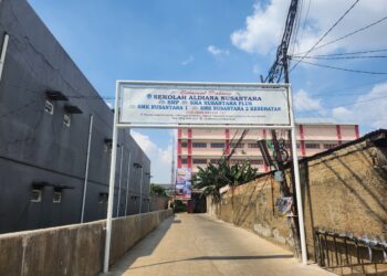 Orangtua Murid Sambut Antusias Program Sekolah Gratis di Banten dan Tangsel