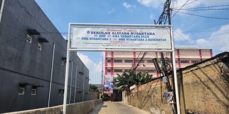 Orangtua Murid Sambut Antusias Program Sekolah Gratis di Banten dan Tangsel