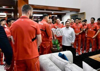 Pemain Timnas Dapat Jam Tangan Mewah dari Prabowo, Erick Thohir Bilang Begini