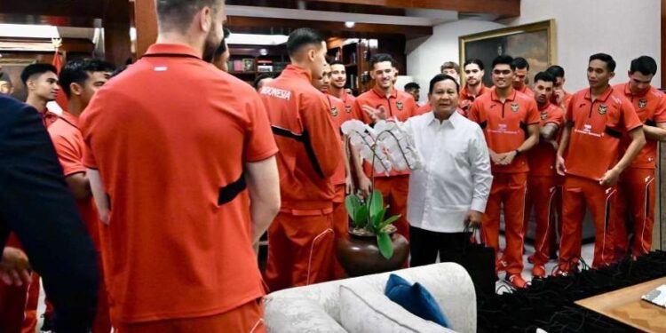 Pemain Timnas Dapat Jam Tangan Mewah dari Prabowo, Erick Thohir Bilang Begini