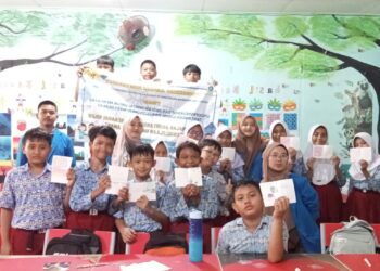 Pengenalan Akuntansi Keuangan Dasar sebagai Solusi Pengelolaan Uang Saku Anak