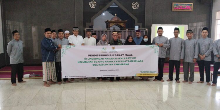 UPZ Masjid Al-Ikhlas Perumahan Dasana Indah  Kelapa Dua Distribusikan Zakat Maal