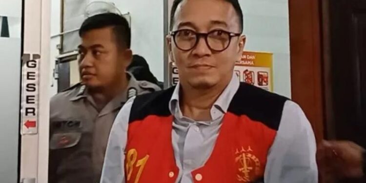 Dapat Rp15 M dari Judol, Eks Pegawai Kominfo Biayai Umrah 47 Orang