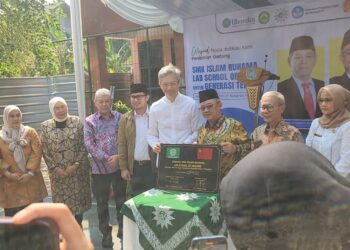 Pilar Saga Ichsan bersama Mendikdasmen Resmikan Gedung Baru SMK Islam Ruhama Labschool Uhamka