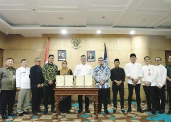 Pemkot Tangsel-Pemkab Pandeglang Tandatangani Kerja Sama Penanganan Sampah