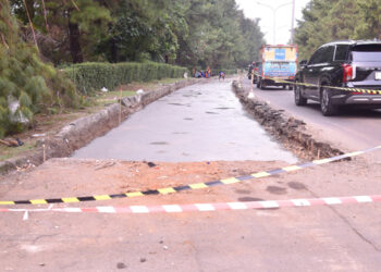 Demi Keselamatan Warga, Pemkot Tangsel Perbaiki Jalan Griya Loka Raya