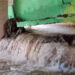 Atasi Banjir, Dinas SDA Jaksel Bangun Tanggul Darurat di Musala Jati Padang