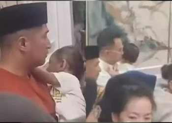 Lihat Raffi Ahmad dan Irfan Hakim Gendong Anak Kembar Mpok Alpa, Netizen Menangis