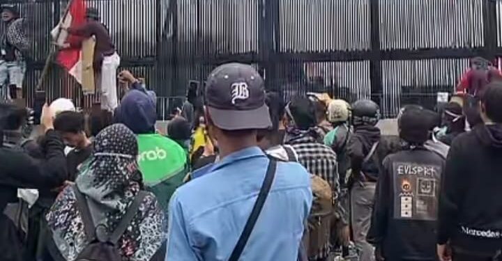 Polisi Bebaskan Ratusan Pelajar yang Ditangkap saat Demo DPR, 155 Masih Diperiksa