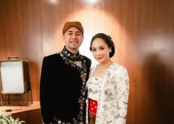 Raffi Ahmad-Nagita Slavina Kompak Kenakan Baju Adat Jawa di HUT ke-80 RI