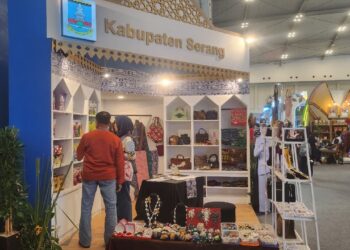 Produk Batu Alam Kabupaten Serang Curi Perhatian di APKASI Otonomi Expo 2025