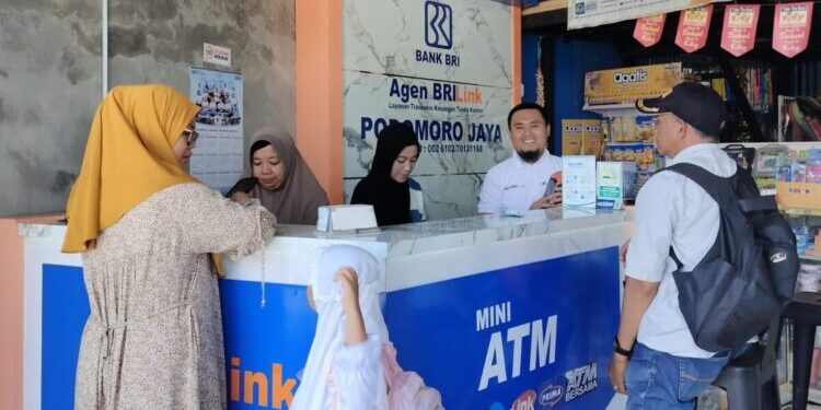 AgenBRILink Dekatkan Akses Layanan Keuangan bagi Petani di Kabupaten Gowa