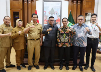 Gubernur Andra Soni dan Dirut PT MRT Jakarta Bahas Rute Baru di Wilayah Banten