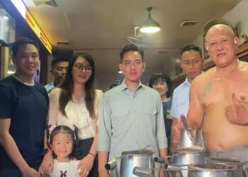 Wapres Gibran Sarapan di Kopi Asiang, Warung Legendaris Pontianak