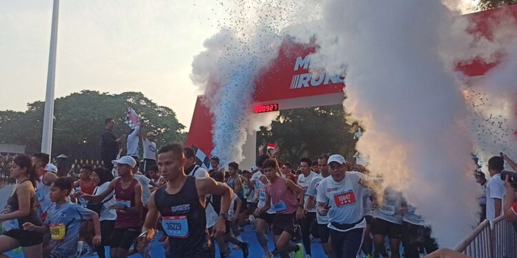 Merdeka Run 8.0 Resmi Dibuka Menpora, Ribuan Pelari Kumpul di Depan Istana Merdeka