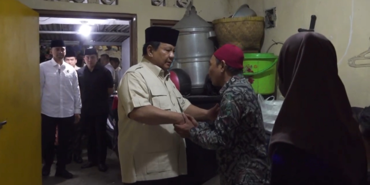 Sampaikan Belasungkawa, Presiden Prabowo Sambangi Kediaman Almarhum Affan Kurniawan