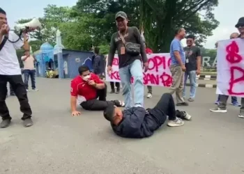 unjuk rasa wartawan di lebak