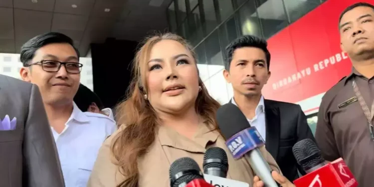 Lisa Mariana Datangi Gedung Merah Putih, KPK Tegaskan Bukan Urusan Sensasi tapi Dugaan Kasus Bank BJB