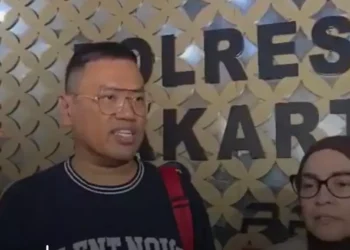 Uya Kuya dan Istri Datangi Polres Jaktim, Maafkan Pelaku Penjarahan