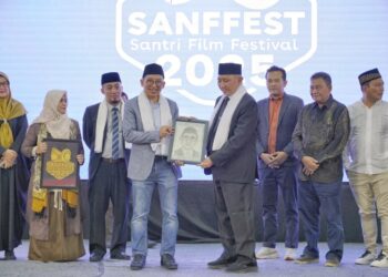 Resmikan Santri Film Festival, Menteri Kebudayaan Tekankan Posisi Penting Pesantren Dalam Pelestarian dan Pengembangan Budaya