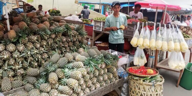 Manfaatkan KUR BRI, Pedagang Nanas Ini Sukses Kembangkan Produk Olahan yang Diminati Pasar