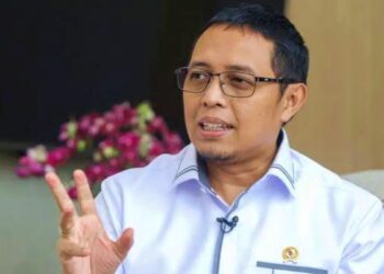 Transformasi Karier Hasan Nasbi, Dari PCO ke Komisaris BUMN Energi