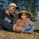 Konsisten Berdayakan UMKM Antar BRI Raih Penghargaan Pilar Sosial Katadata ESG Index Awards 2025