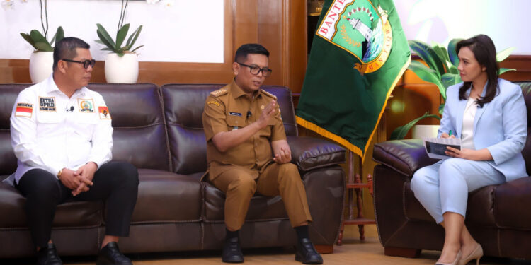 Gubernur Banten Andra Soni: Sekolah Gratis Jadi Jalan Keluar dari Kemiskinan