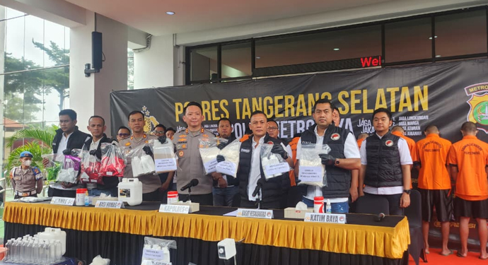 Bongkar Jaringan Tembakau Sintetis di Tangsel, Polisi Bekuk Sembilan Orang