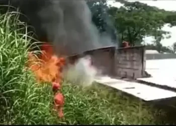 Dapur Tahu Sumedang di Rest Area Tol Cipularang KM 88 Terbakar, Satu Pegawai Alami Sesak Napas