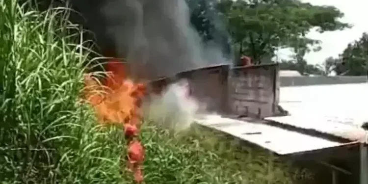 Dapur Tahu Sumedang di Rest Area Tol Cipularang KM 88 Terbakar, Satu Pegawai Alami Sesak Napas