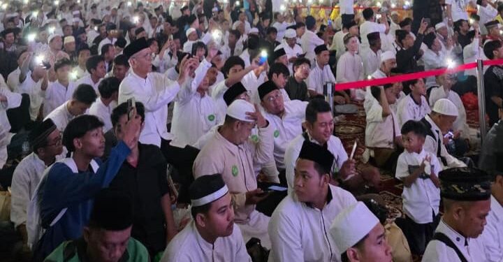 2.500 Jamaah dan Kader Golkar DKI Hadiri Maulid Nabi di Jakarta International Velodrome