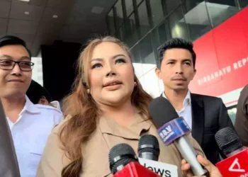 Resmi jadi Tersangka, Selebgram Lisa Mariana Unggah Kemesraan dengan Mantan Suami