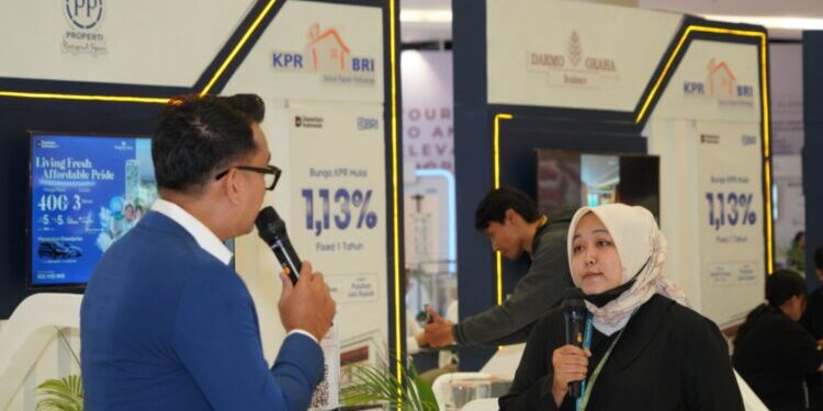 Usung Konsep “Better Life, Starts Here”, BRI Ajak Warga Surabaya Temukan Hunian dan Kendaraan Impian di Consumer BRI Expo 2025