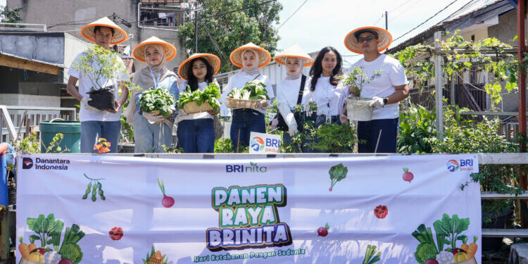 Peringati Hari Pangan Sedunia, BRI Peduli Tegaskan Komitmen Dukung Ketahanan Pangan Melalui Panen Raya BRInita