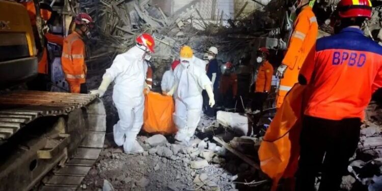 Korban Meninggal Ponpes Al-Khoziny Jadi 52 Orang