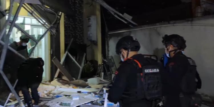 Gedung Farmasi di Pondok Aren Meledak, Polisi Periksa Sembilan Saksi