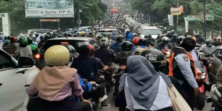 Pamulang Sering Macet, Ini Tips dan Jalur Pintas agar Perjalanan Lebih Lancar