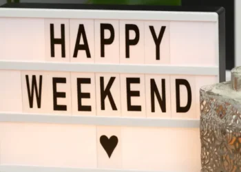 Weekend di Rumah Tetap Asyik? Ini Tips Biar Harimu Menyenangkan!