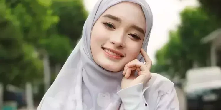 Kasus Perselingkuhan Memanas, Inara Rusli Laporkan Penyebar Rekaman CCTV ke Polisi